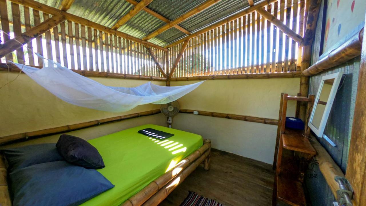 The Mudhouse Hostel Mompiche Esterno foto