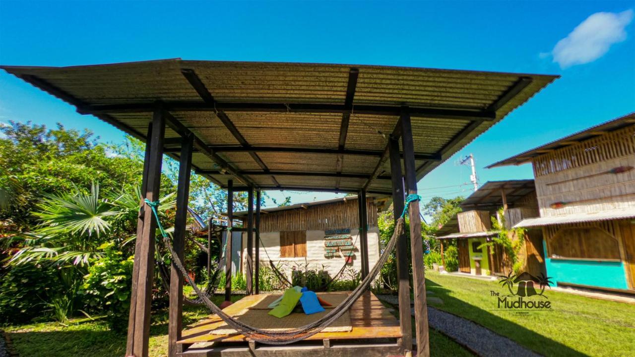 The Mudhouse Hostel Mompiche Esterno foto