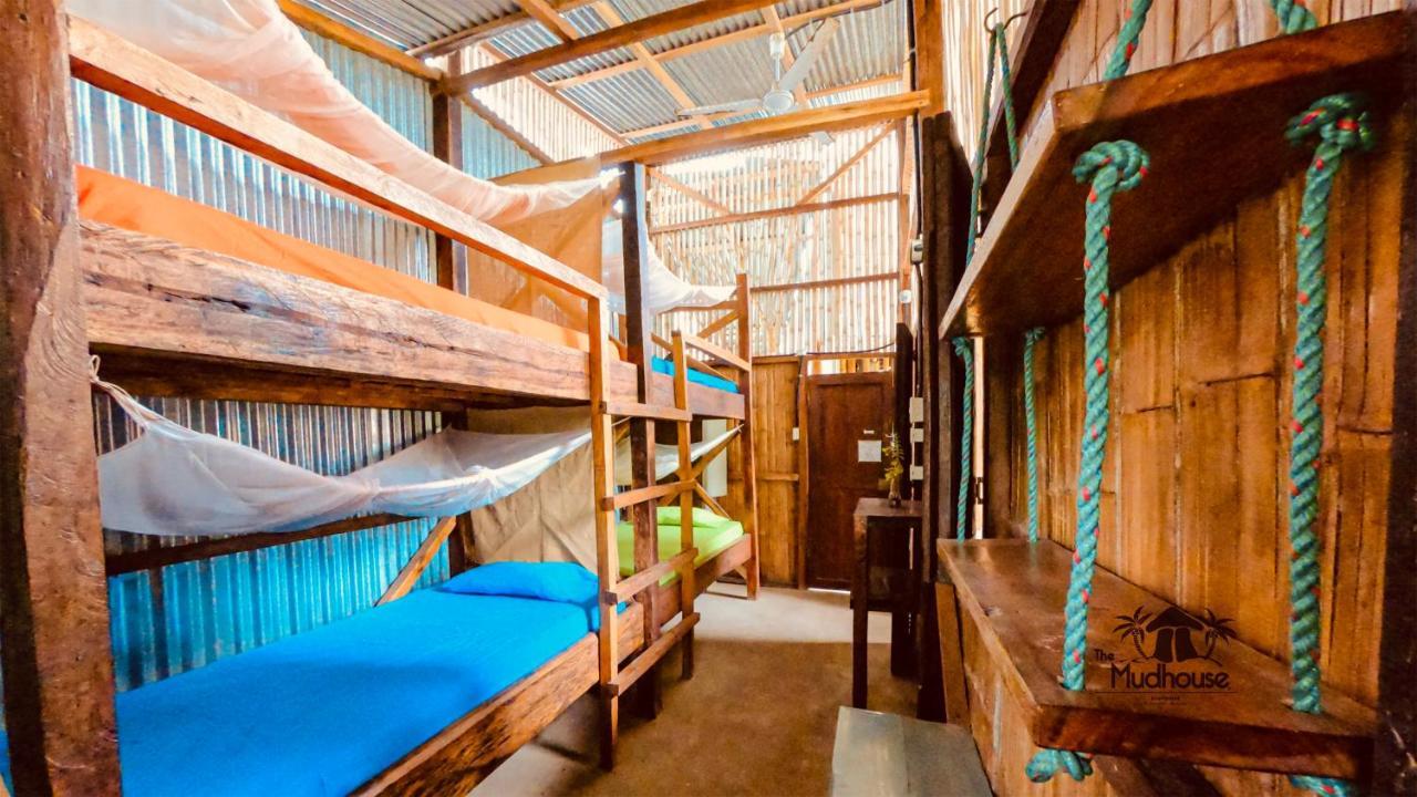 The Mudhouse Hostel Mompiche Esterno foto