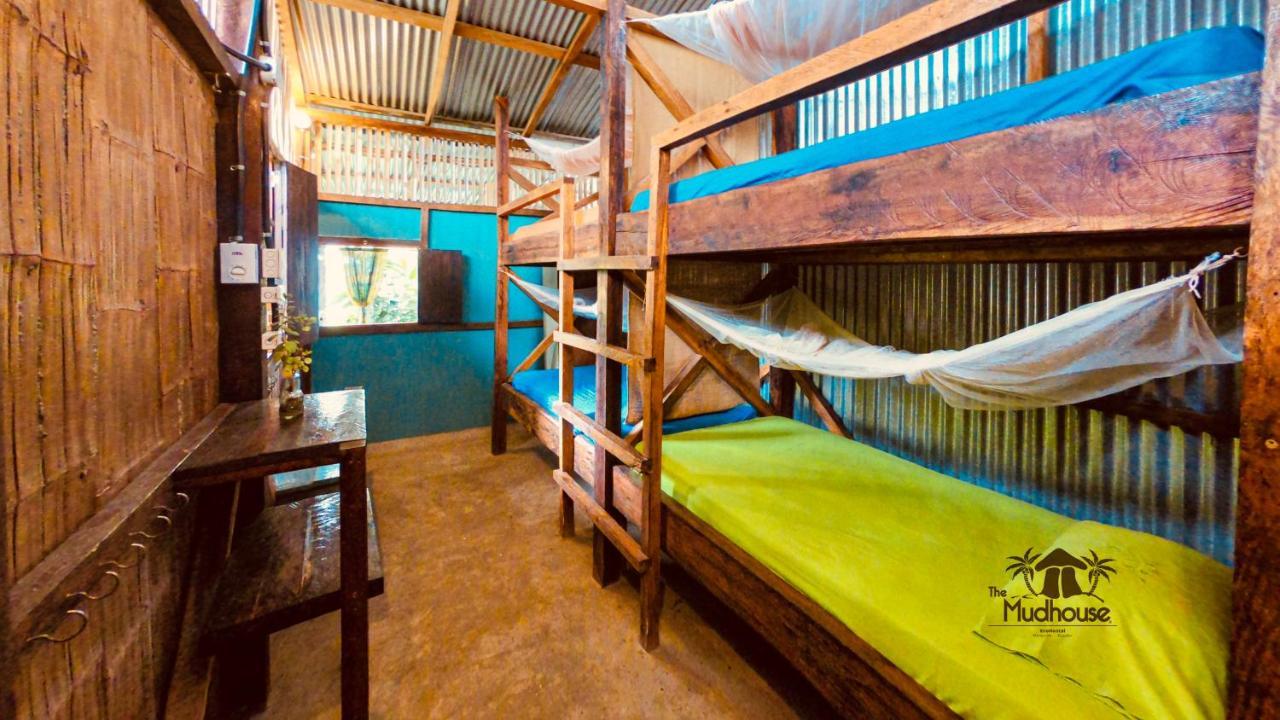 The Mudhouse Hostel Mompiche Esterno foto