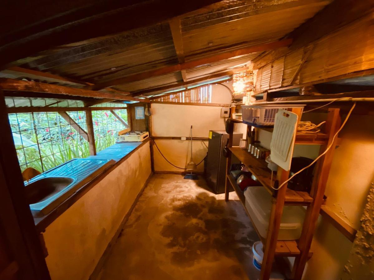 The Mudhouse Hostel Mompiche Esterno foto
