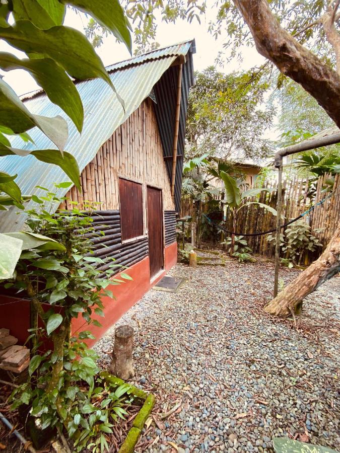 The Mudhouse Hostel Mompiche Esterno foto